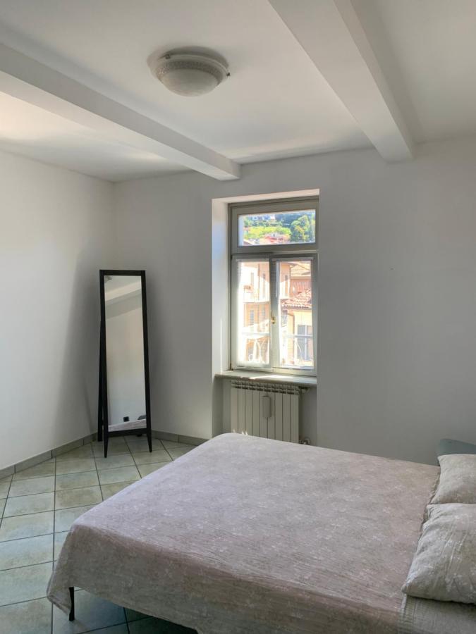 Palazzo Clerici Lejlighed Luino Eksteriør billede