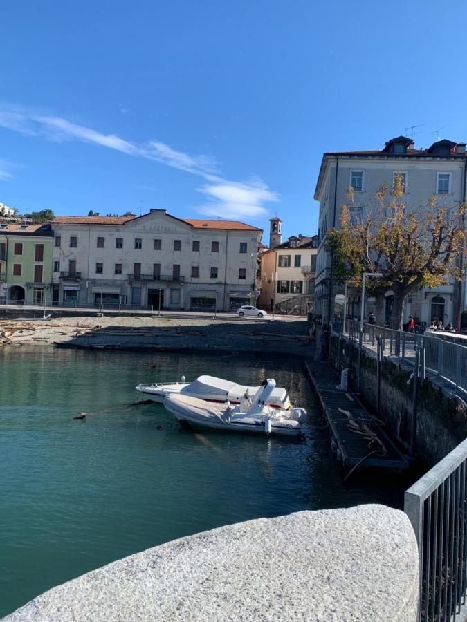 Palazzo Clerici Lejlighed Luino Eksteriør billede