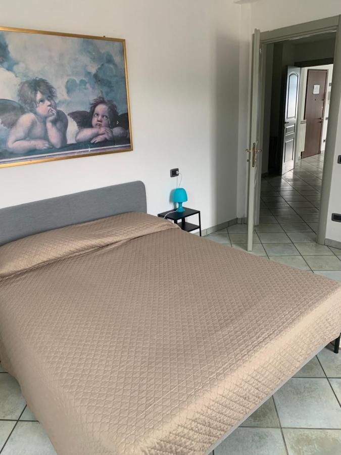 Palazzo Clerici Lejlighed Luino Eksteriør billede